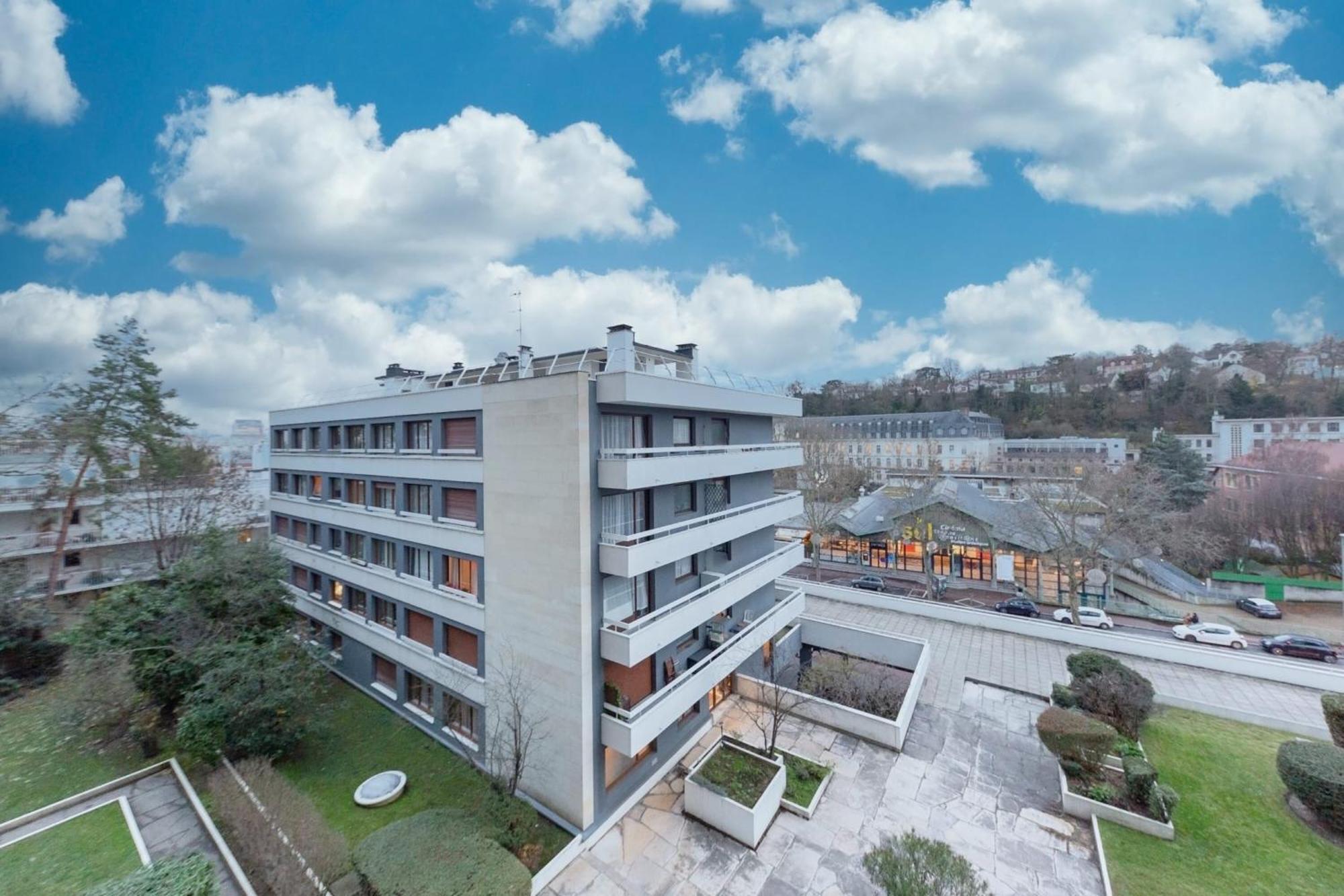 Grand Appartement Spacieux - Proche Paris Sèvres Buitenkant foto