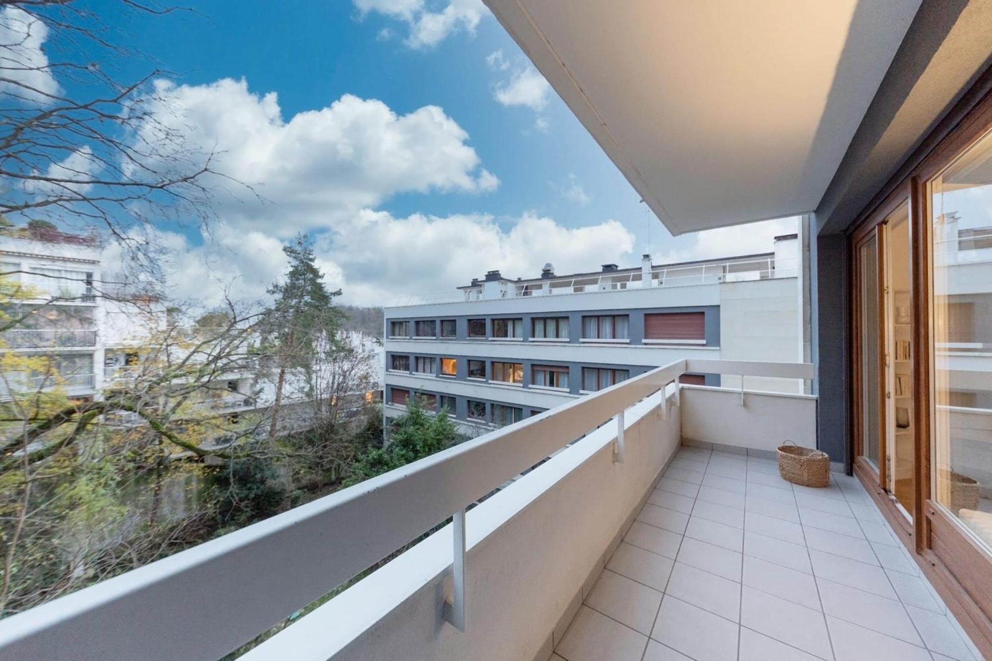 Grand Appartement Spacieux - Proche Paris Sèvres Buitenkant foto
